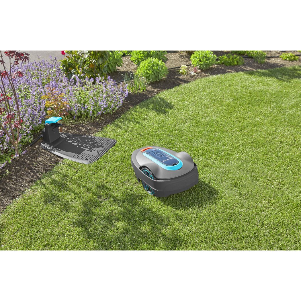 Gardena Mähroboter SILENO city 400 mäht Rasen