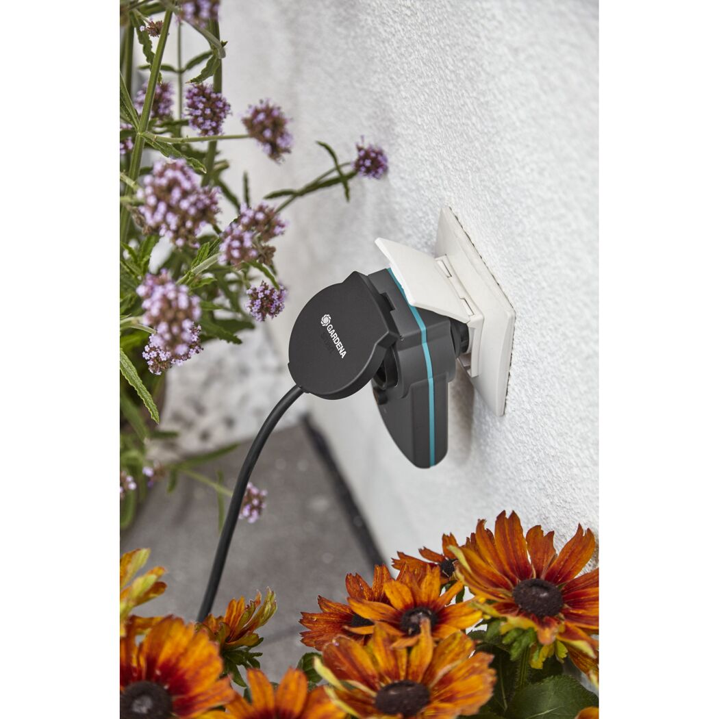 Gardena Smart Power Zwischenstecker an Steckdose