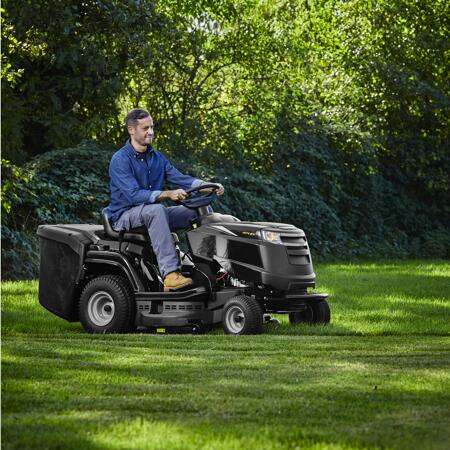 3. Bild von Rasentraktor 'AT4 84' Briggs & Stratton 84 cm Schnittbreite
