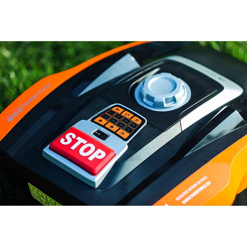 Bedienfeld des Mähroboters Compact 400RI