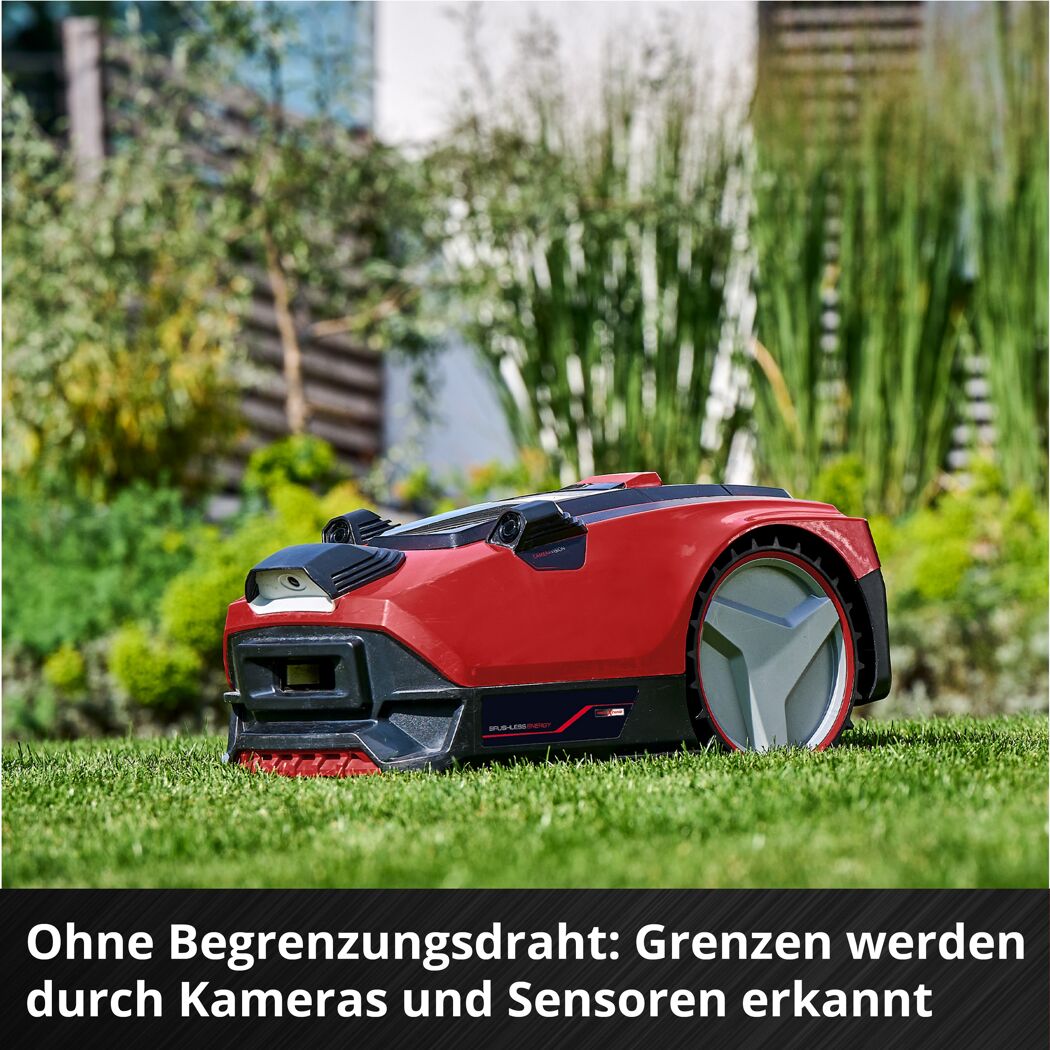 Mähroboter FREELEXO CAM 500 auf Rasen
