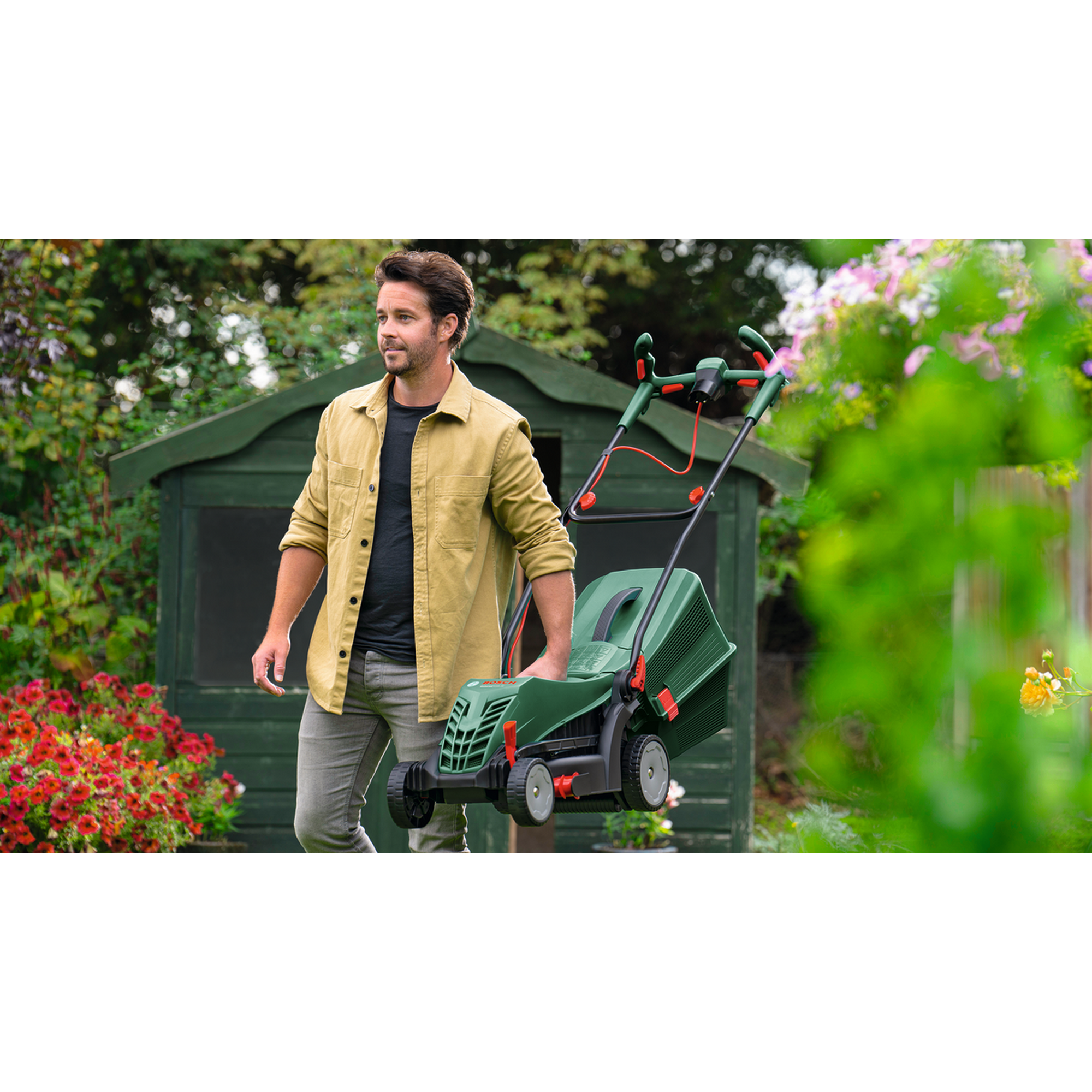 Elektro-Rasenmäher 'UniversalRotak 34-405' 1300 W 34 cm Schnittbreite