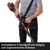 Person stellt Akku-Sense mit P-Griff ein