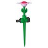 Grüner Rasensprenger in Form einer Blume