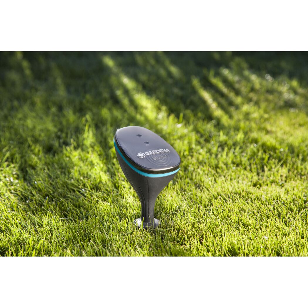 Gardena smart Sensor im Rasen