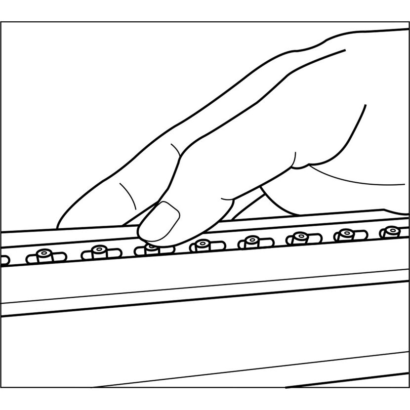 Person drückt mit dem Finger auf den Viereckregner.