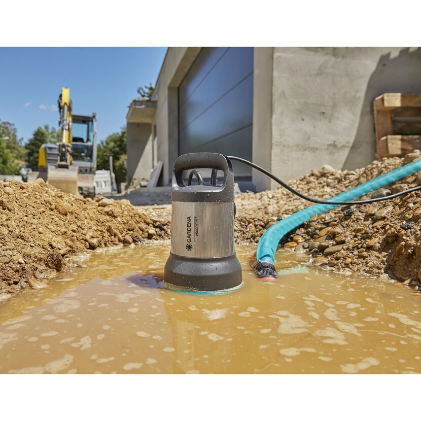 Gardena Schmutzwasserpumpe 25000 im Einsatz