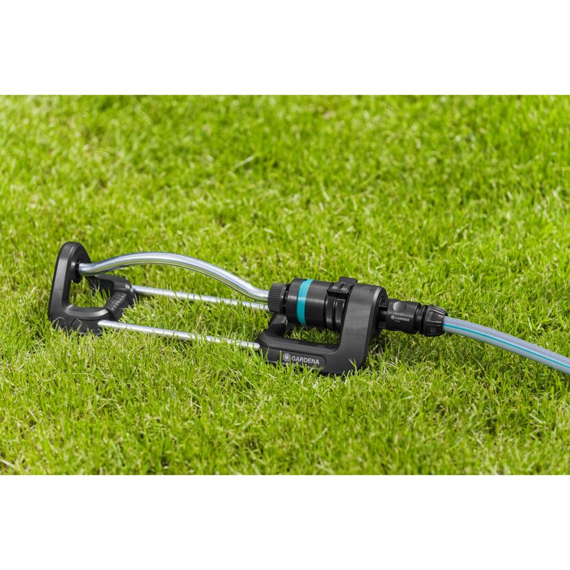 Gardena Viereckregner EcoLine auf Rasen