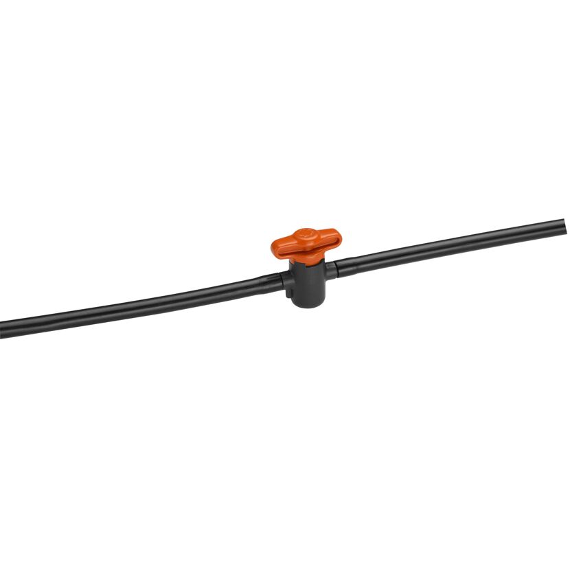 Schwarzer Schlauch mit orangefarbenem Absperrventil