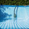 Akku-Tauchpumpe TP18 LTX2200 im Pool