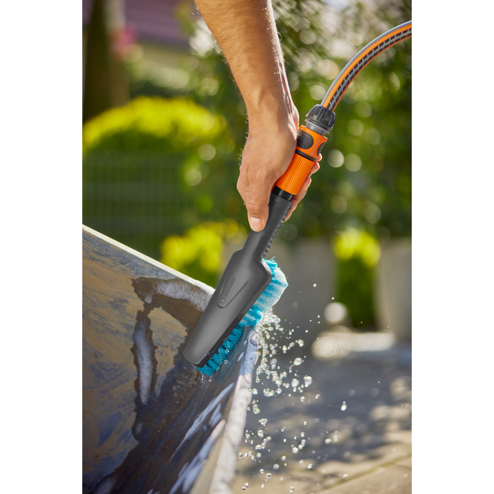 Handbürste 'Cleansystem S hard' mit Schlauchanschluss 29,9 x 8,5 x 6,5 cm