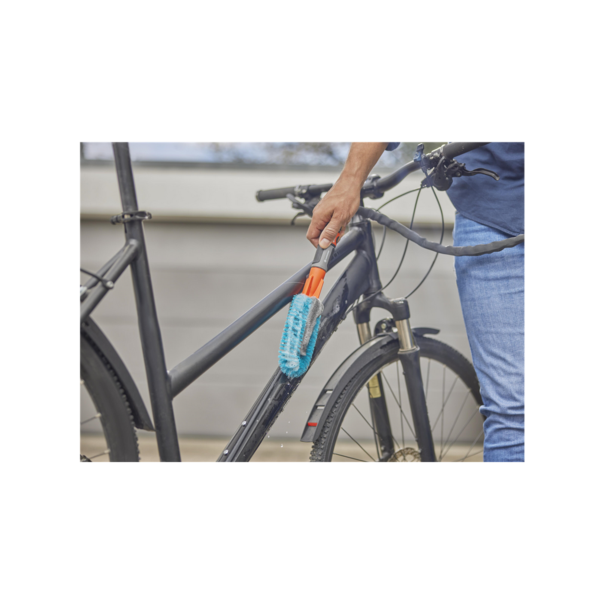 Fahrrad-Wasch-Set 'Clean System' mit Bürsten und Schlauch + product picture