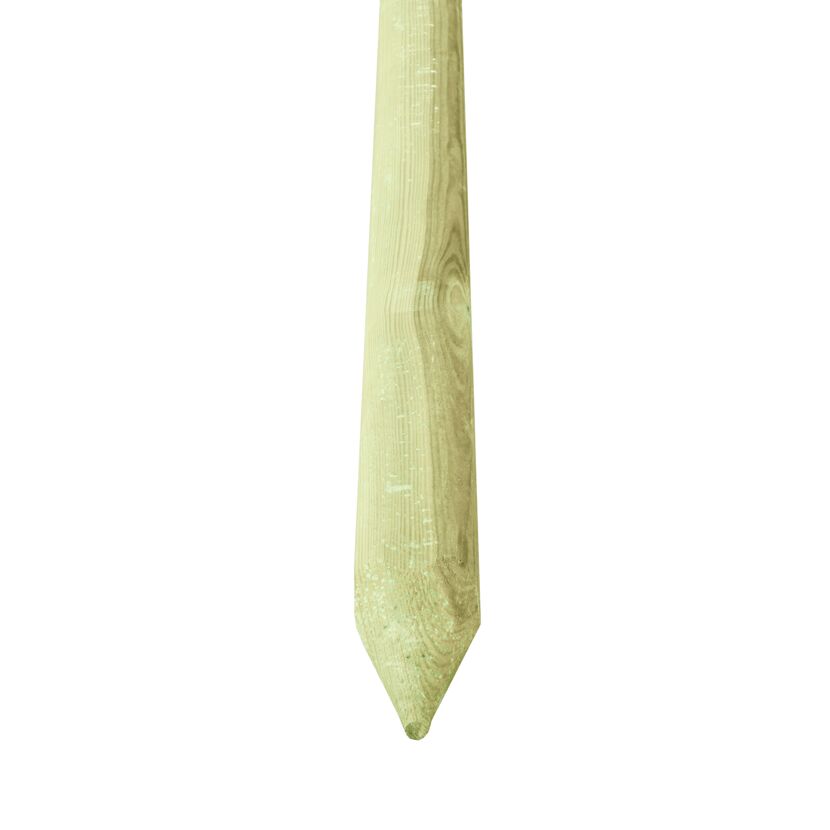 Gehobelter Baumpfahl mit Spitze