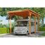 Wohnmobil unter einem Carport aus Holz.