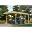 Auto steht unter einem Carport aus Holz.