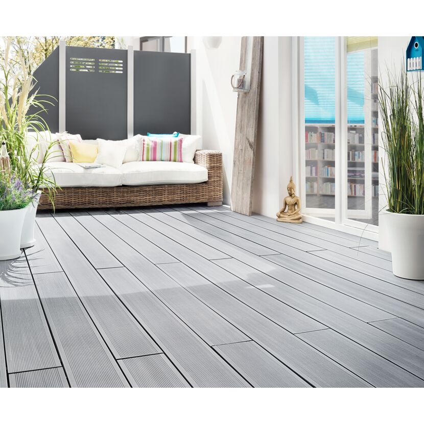Graue WPC-Terrassendielen DreamDeck plati