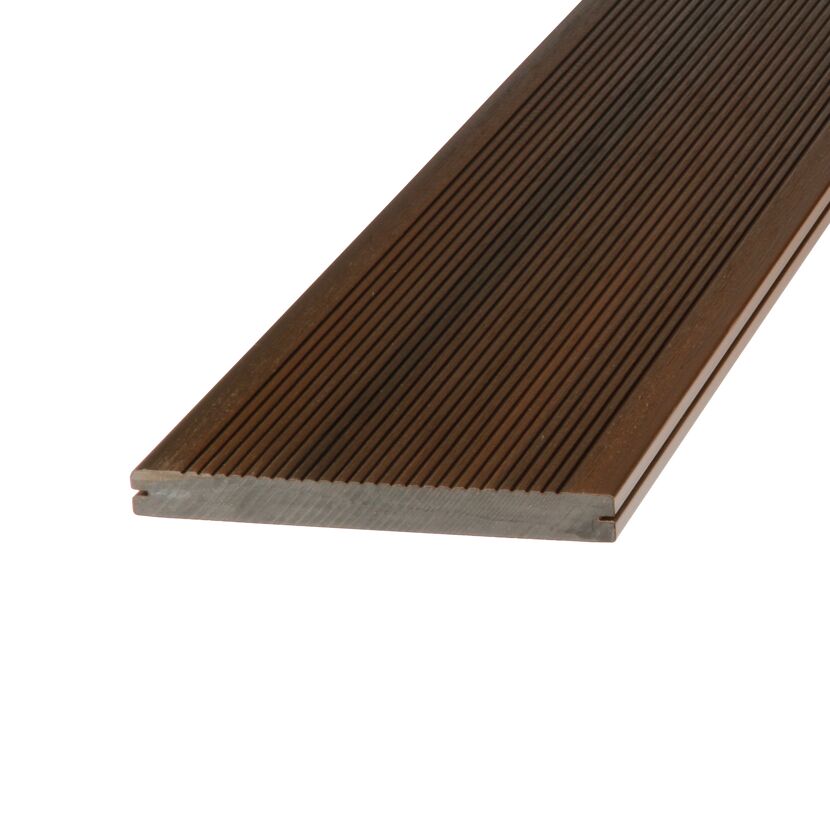 Braune WPC-Terrassendiele DreamDeck