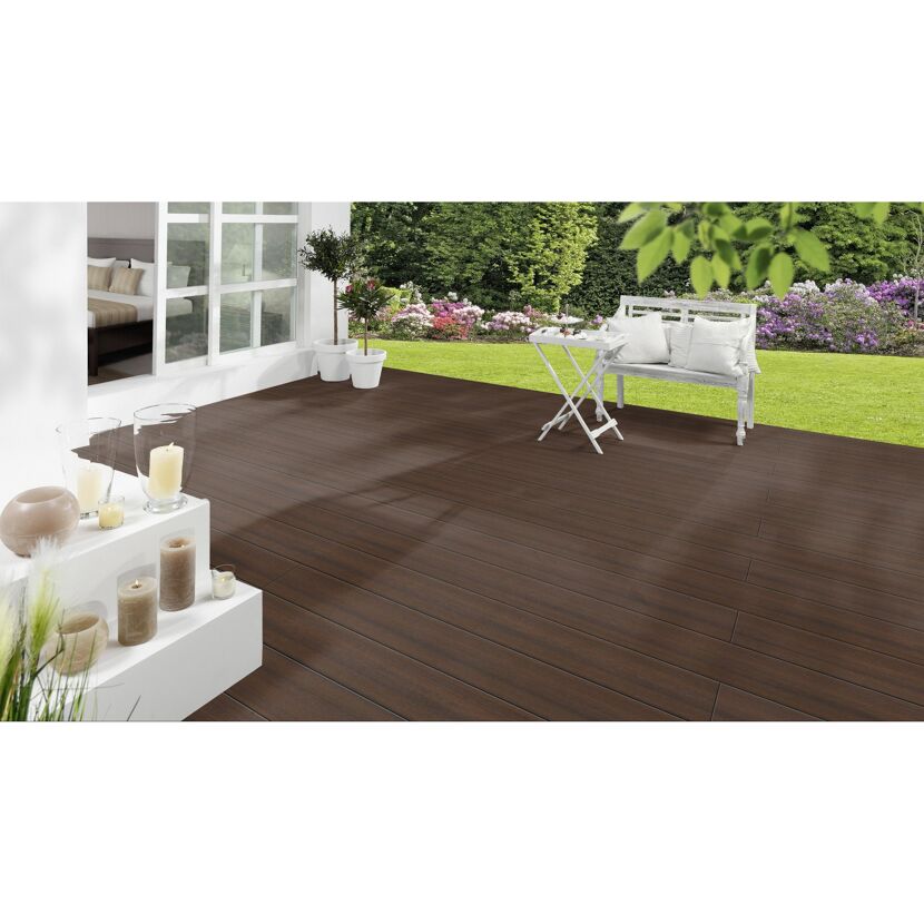 Braune WPC-Diele DreamDeck Plati verlegt