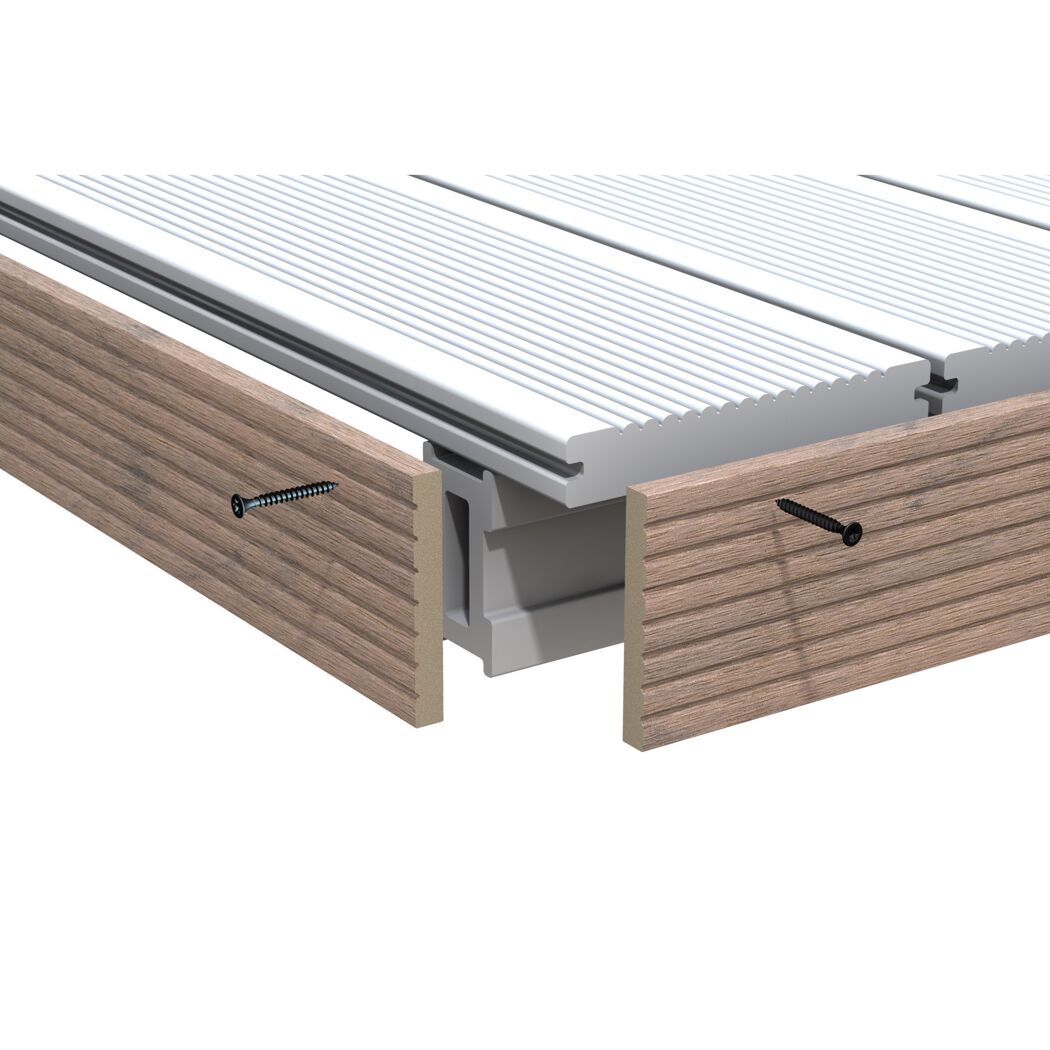 weiße Terrassendielen mit brauner seitlicher Verkleidung und Schrauben