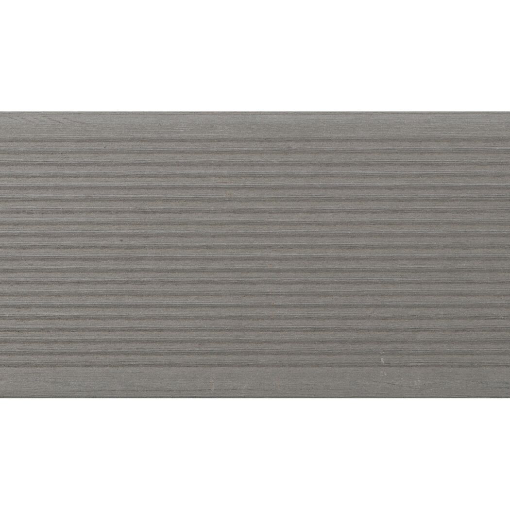 Graue WPC Diele DreamDeck Plus