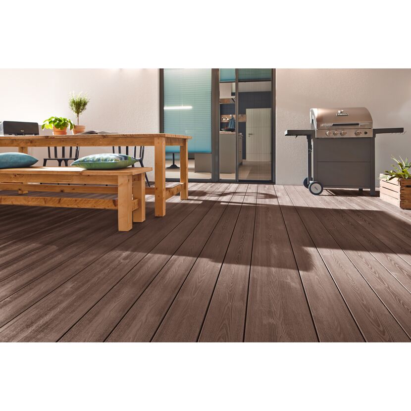 Braune WPC-Terrassendielen DreamDeck Plus
