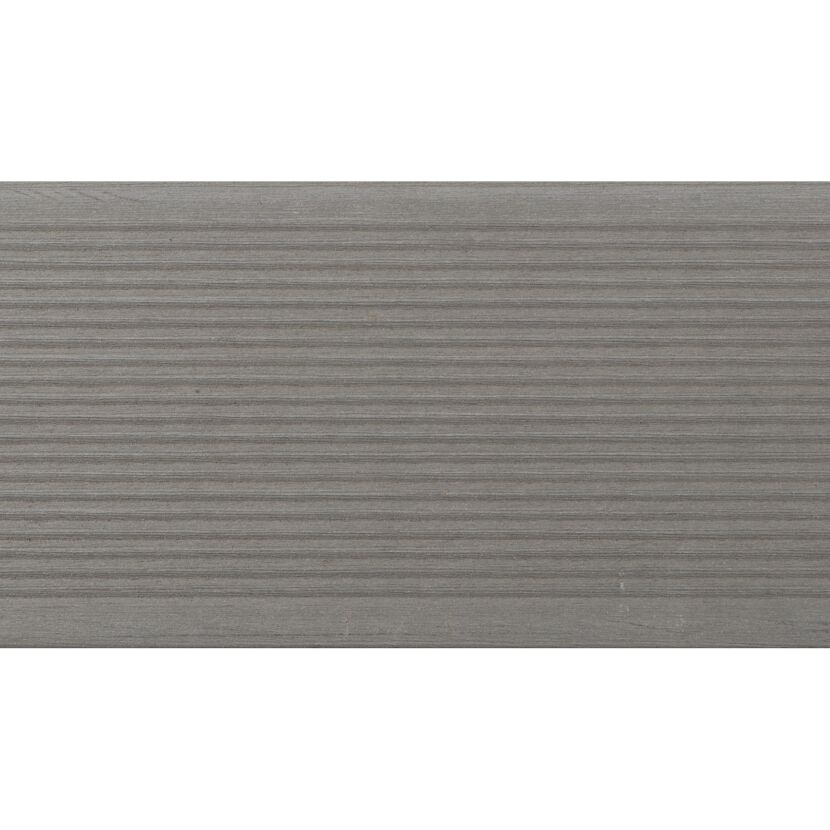 Graue WPC Diele DreamDeck Plus