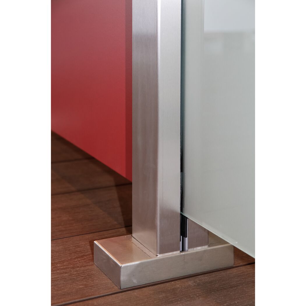 Metallpfosten für Glaswand