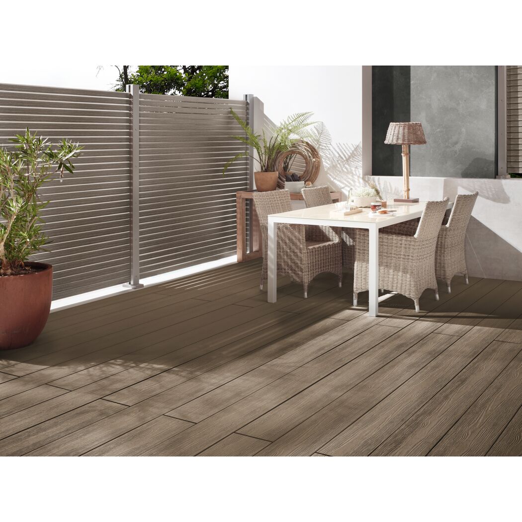 Terrasse mit DreamDeck Prestige terra-braun