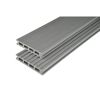 Zwei graue WPC-Terrassendielen