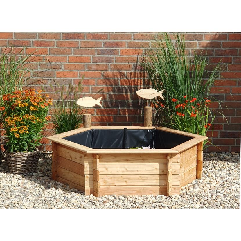 Sechseckiger Holz-Hochteich mit Seerosen