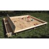 Holzsandkasten mit Spielzeug