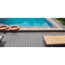 Pool mit zwei Rettungsringen