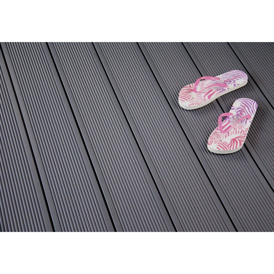Terrassendiele 'Exklusiv' WPC steingrau 1000 x 145 x 26 mm