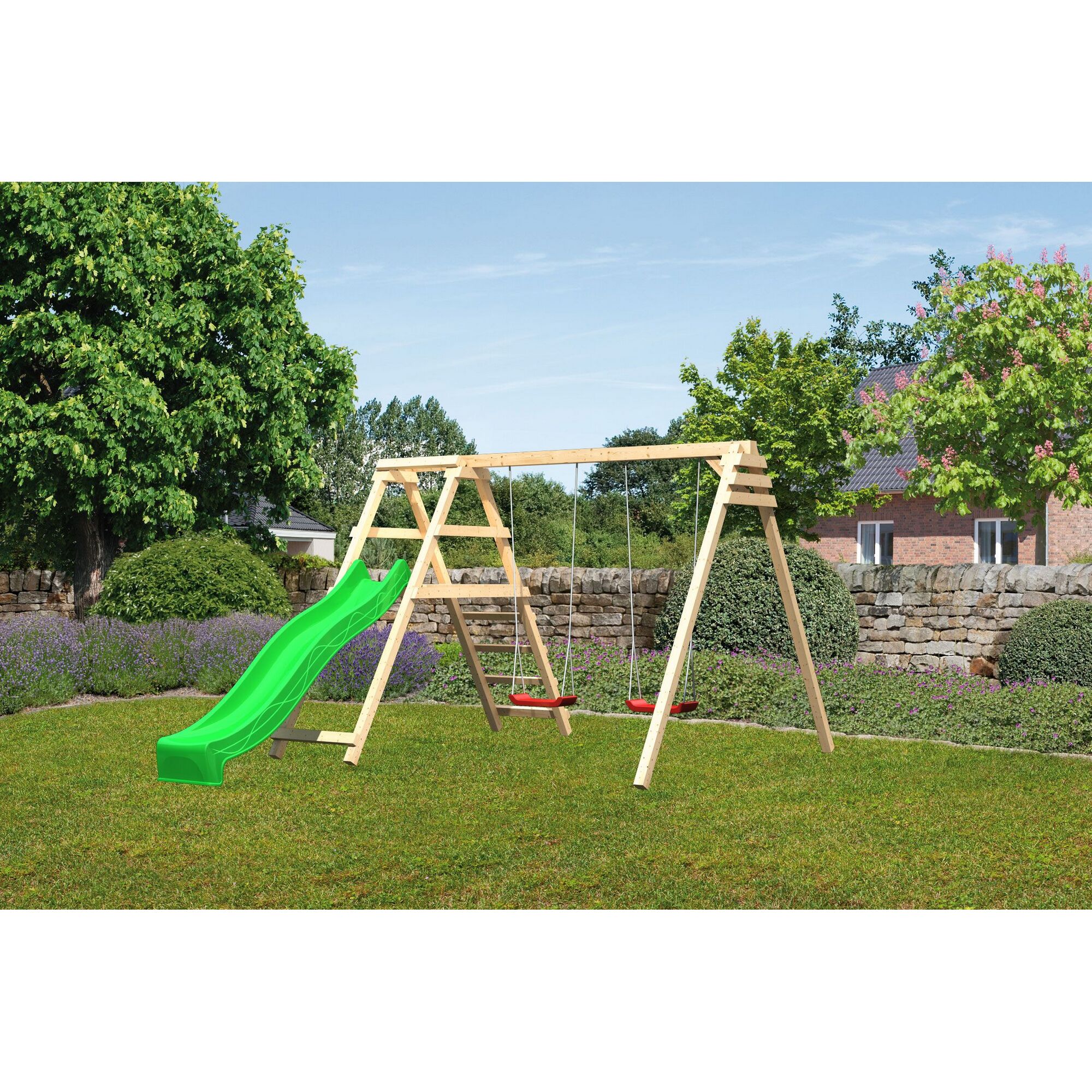Holzschaukel mit zwei Schaukeln und grüner Rutsche