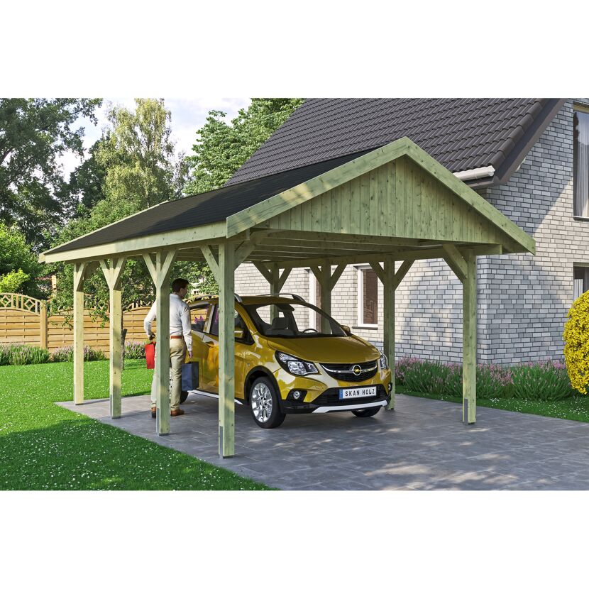 Auto steht unter einem Carport aus Holz.