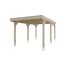 Beigefarbener Carport aus Holz.