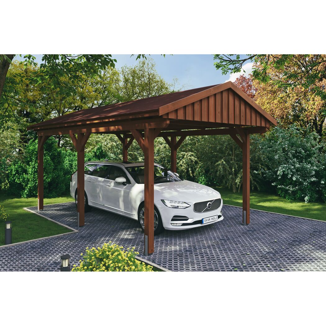 Auto steht unter einem Holzdach.
