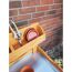 Gartentisch mit Gartenschere