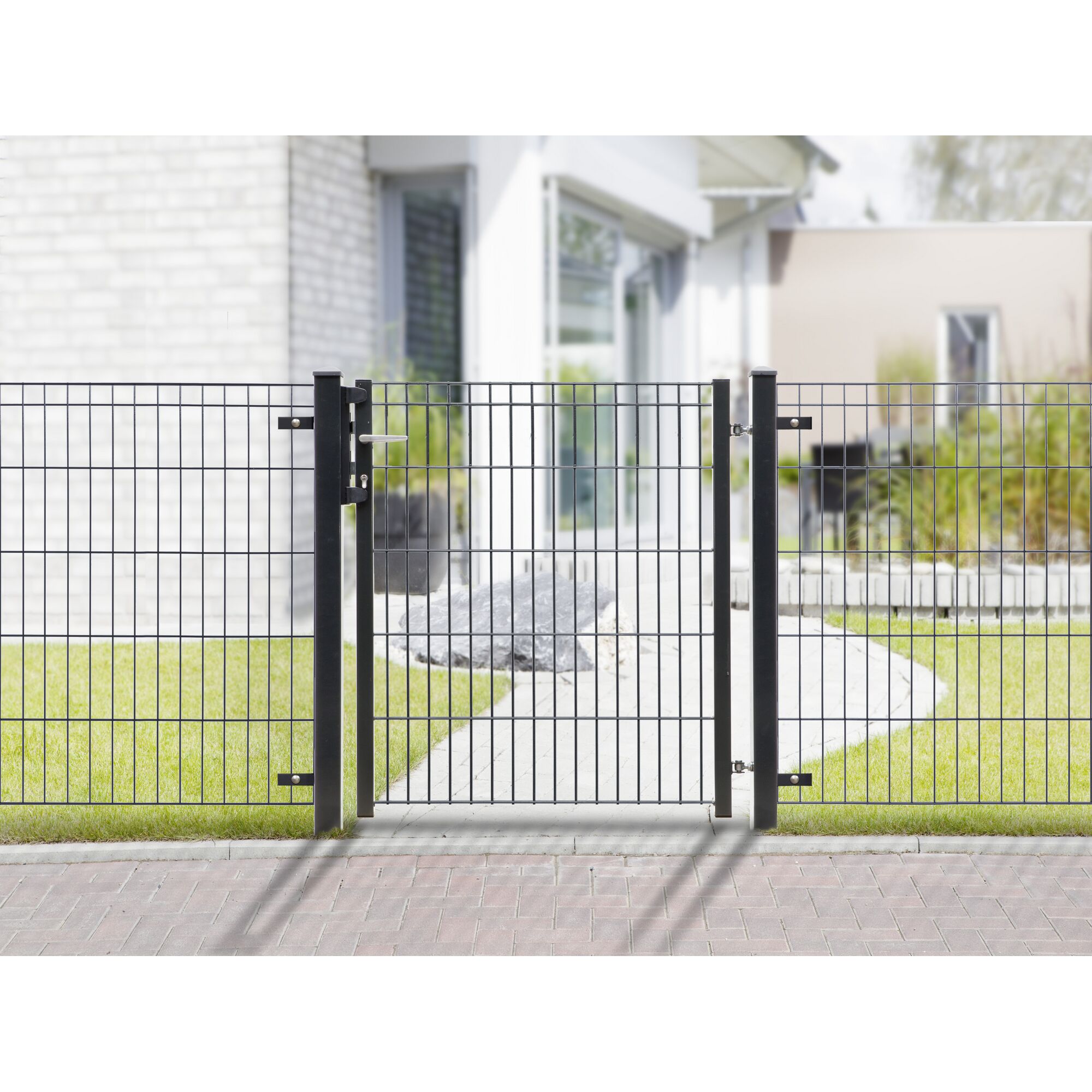 Schwarzes Metall Gartentor