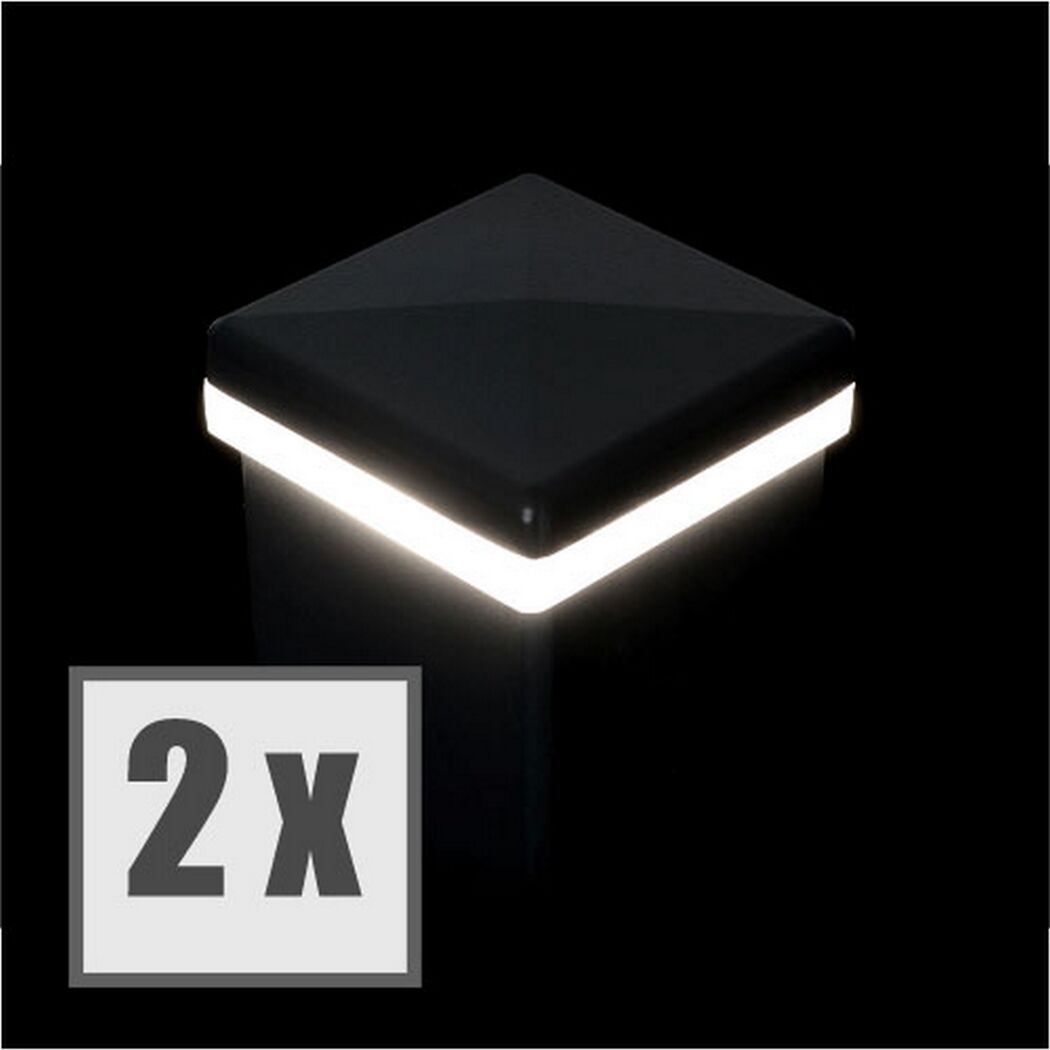 Zwei LED-Pfostenkappen