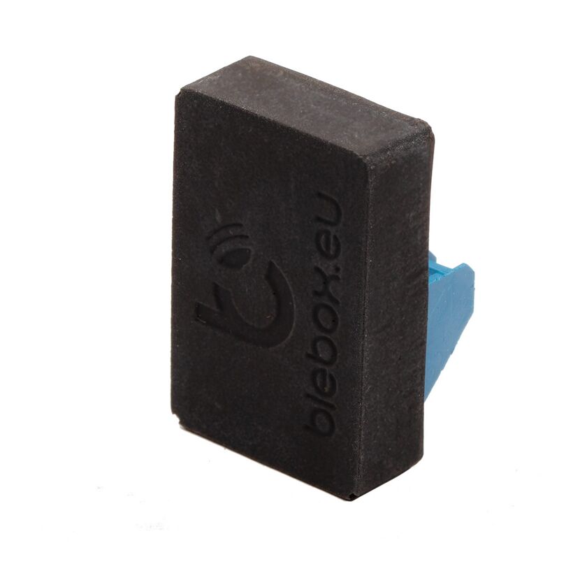 Schwarzer WLAN-Adapter blebox.eu
