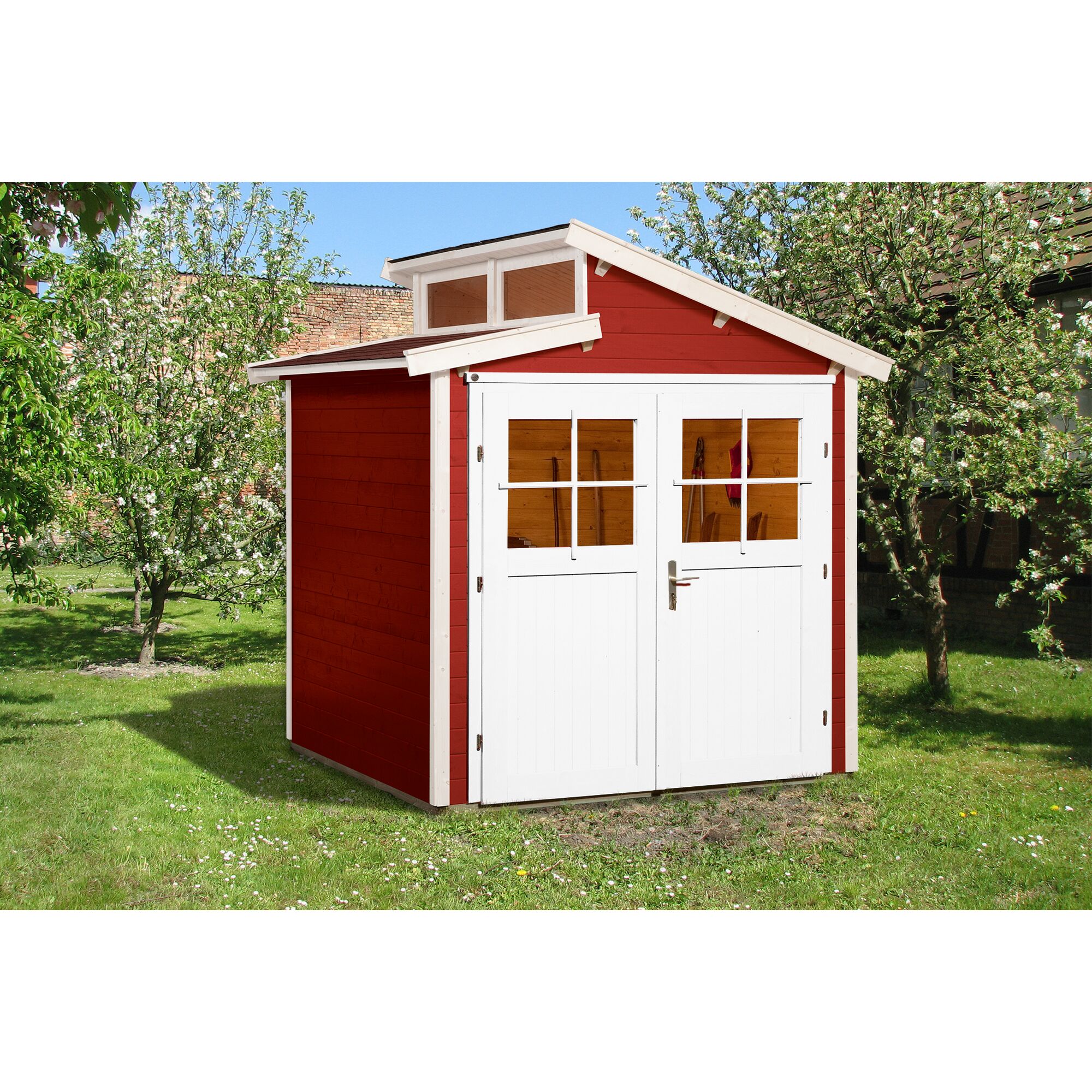 Ein rotes Gartenhaus mit weißen Türen und Fenstern.
