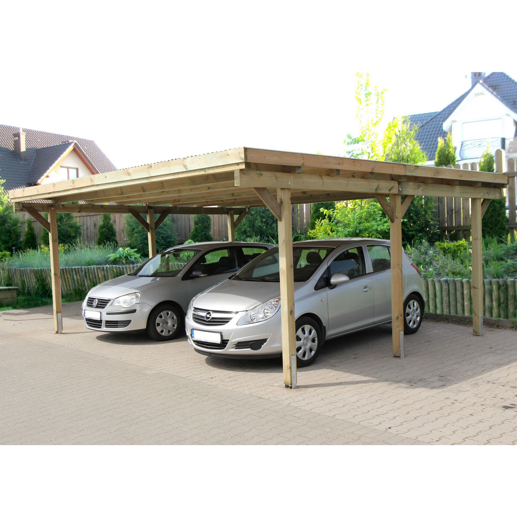 Doppelcarport aus Holz mit zwei Autos