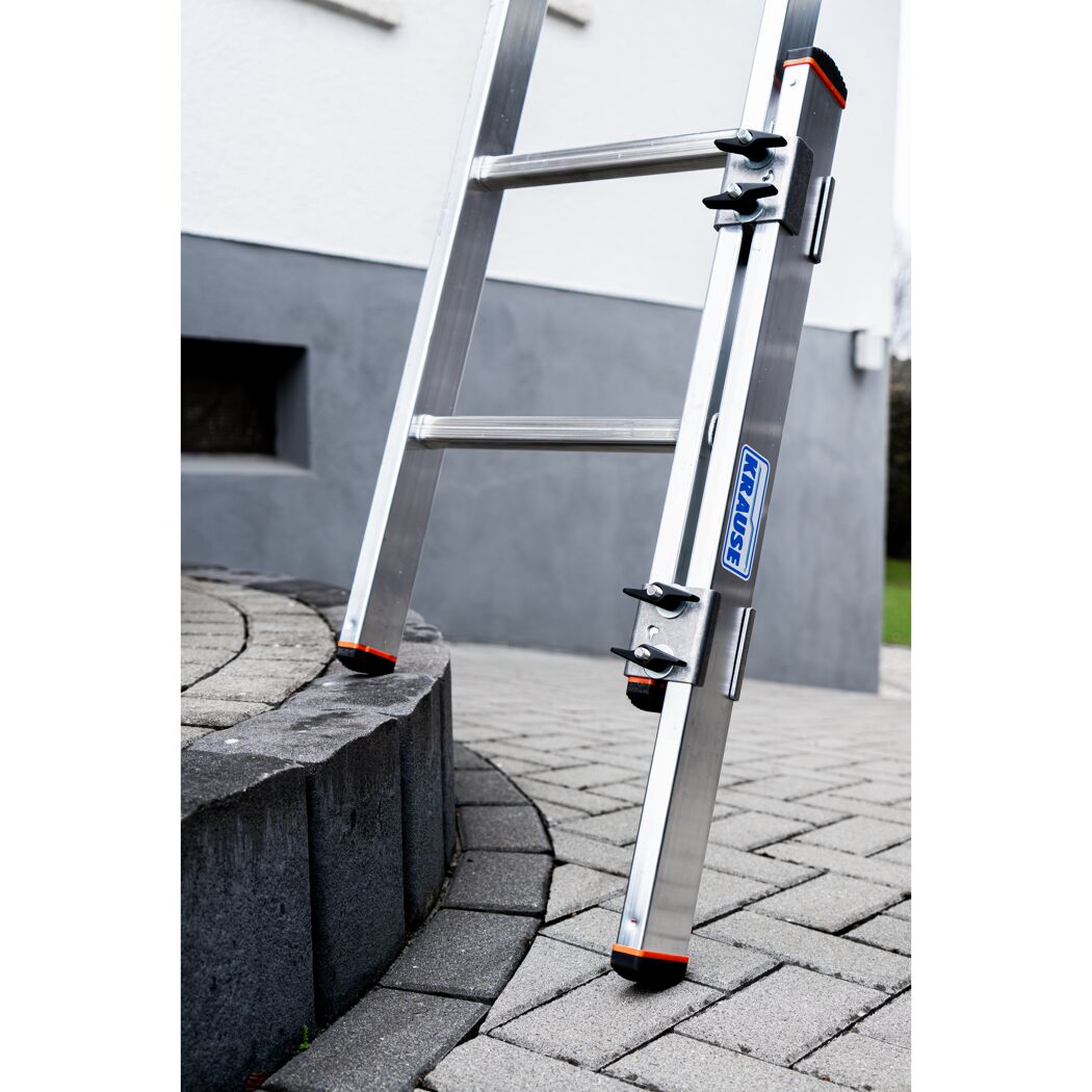 Alu-Schiebeleiter KRAUSE an Hauswand