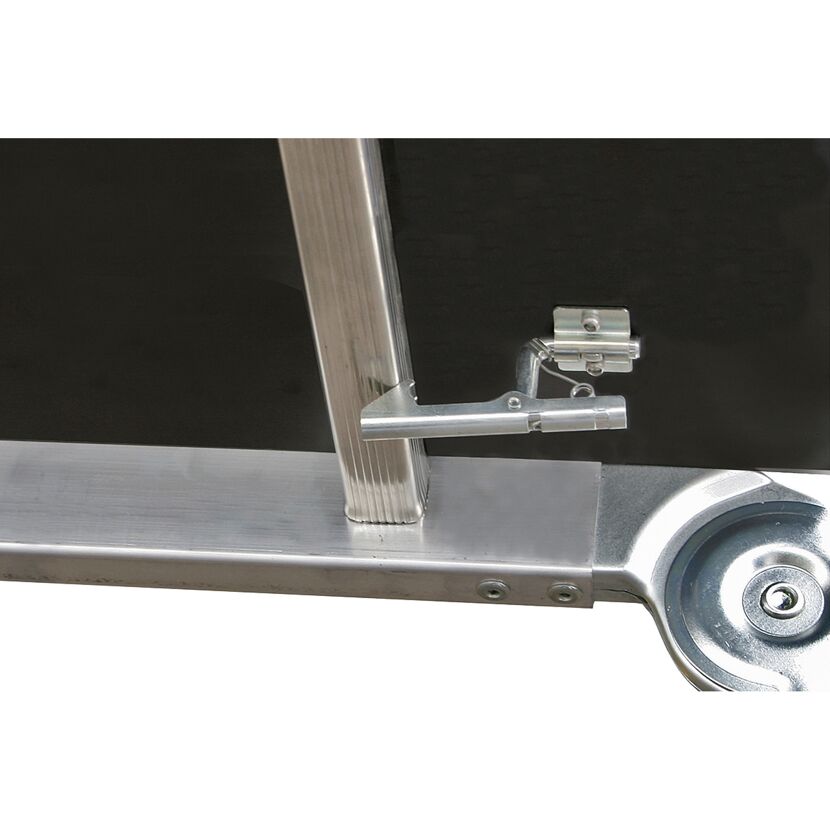 Detailansicht der silbernen STABILO Plattform