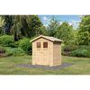 Kleiner Holzschrank im Garten