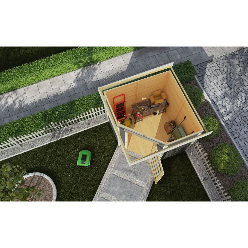 Blick in einen Gartenhaus mit Gartengeräten.