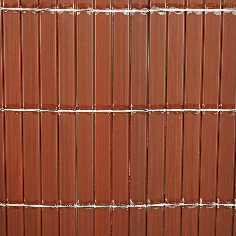Braune Balkonverkleidung Rügen