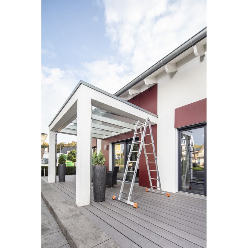 Terrasse mit Leiter