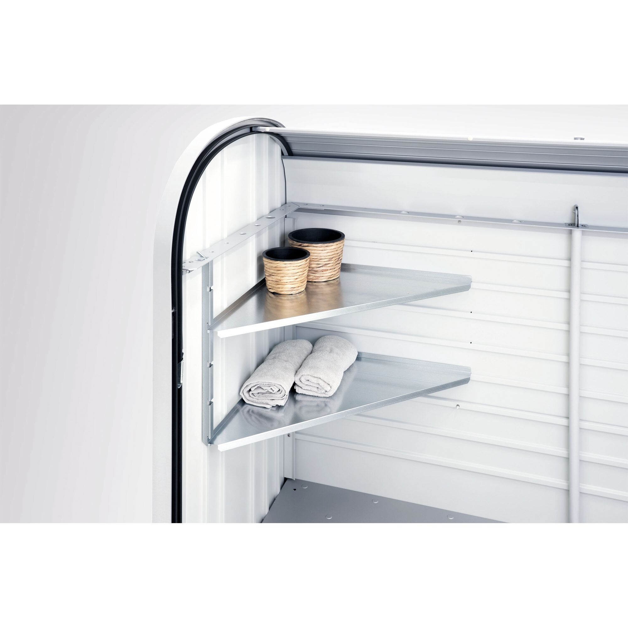 Eckregal StoreMax mit Handtüchern und Blumentöpfen